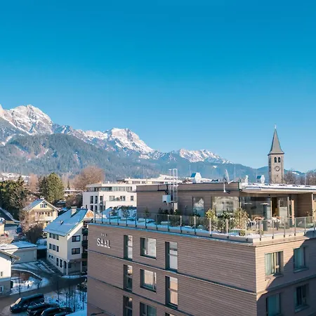 Saal Ξενοδοχείο